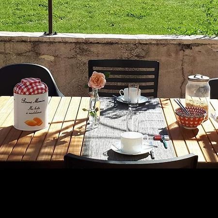 Au Chat Perche Mareil-sur-Mauldre Εξωτερικό φωτογραφία